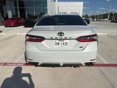 Used 2023 Toyota Camry SE w/ Convenience Package FWD image 7