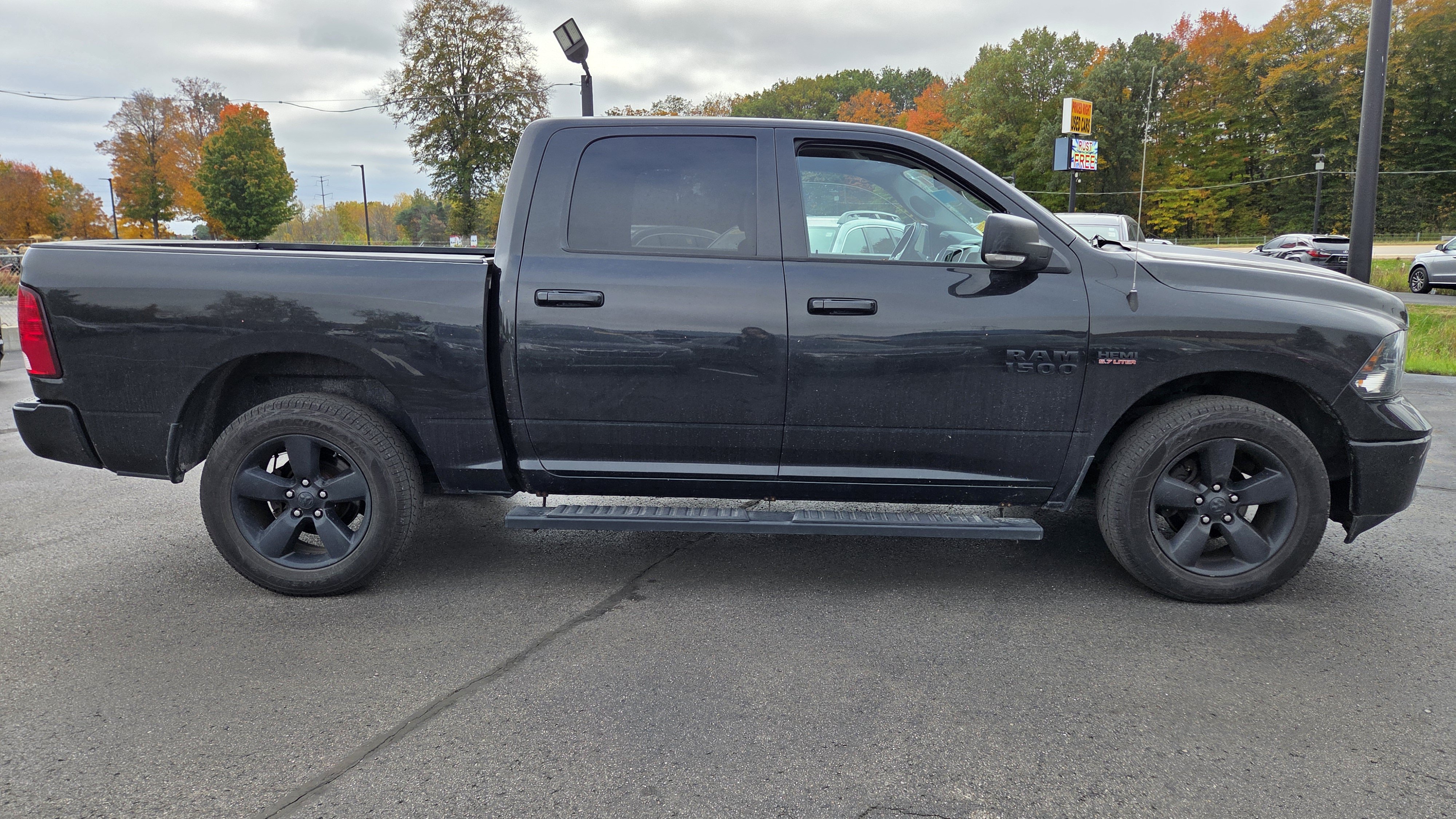 Used 2018 RAM 1500 Big Horn AWD/4WD image 2