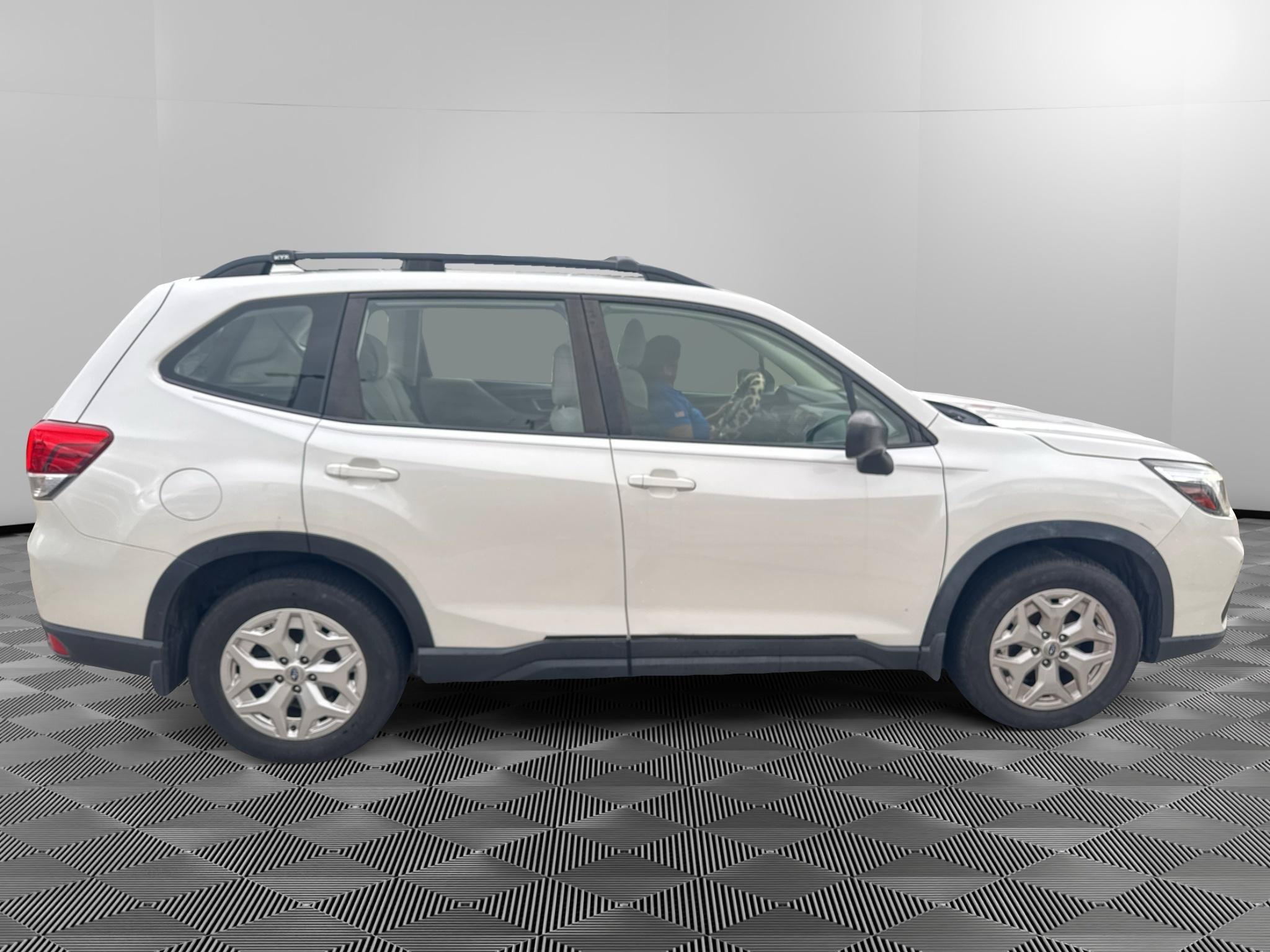 Used 2021 Subaru Forester AWD/4WD image 4