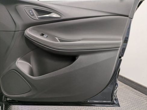 Used 2023 Buick Encore GX Select w/ Sport Touring Package image 27