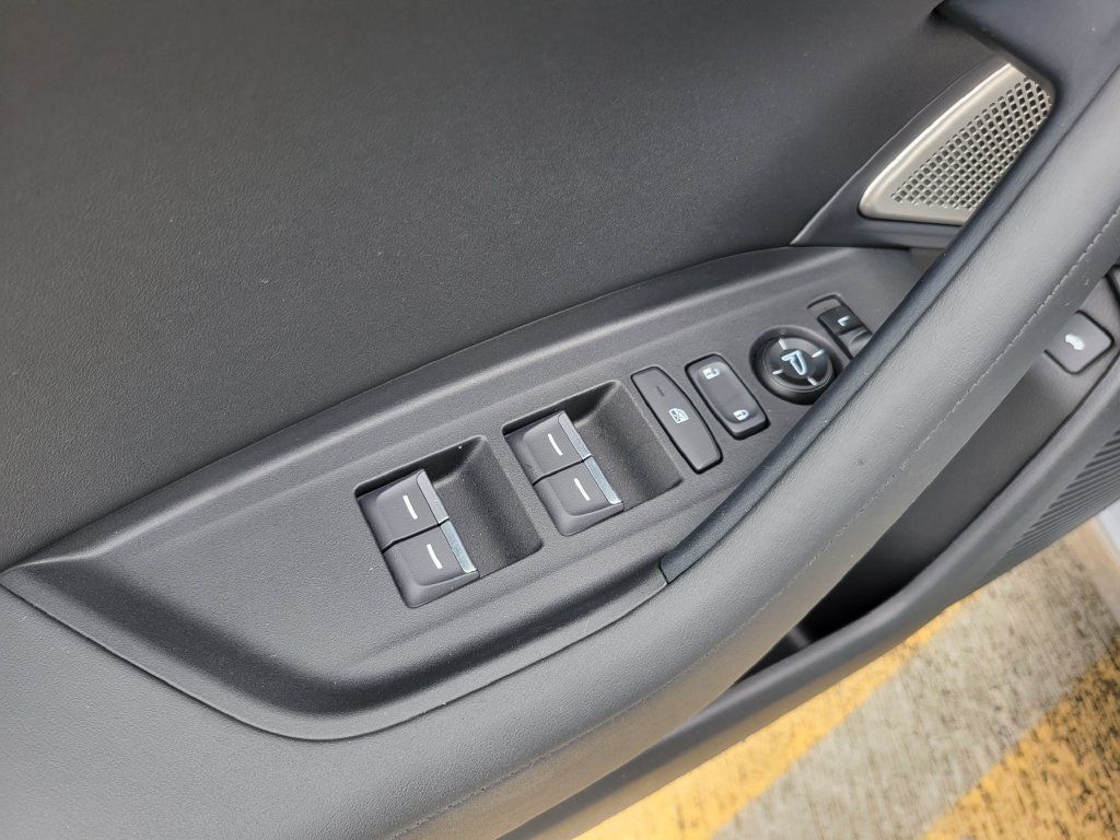 Used 2025 Acura TLX w/ Technology Package FWD image 20