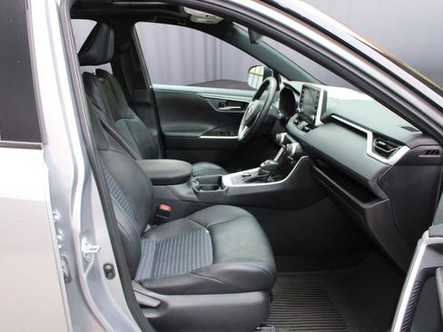 Used 2021 Toyota RAV4 XSE w/ XSE Grade Weather Package AWD/4WD image 14