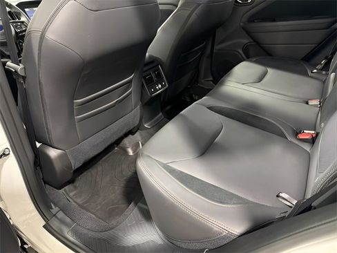 Certified 2025 Subaru Forester Touring w/ Protection Package image 31