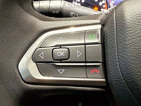 New 2025 Jeep Compass Latitude w/ Sun & Sound Group image 12