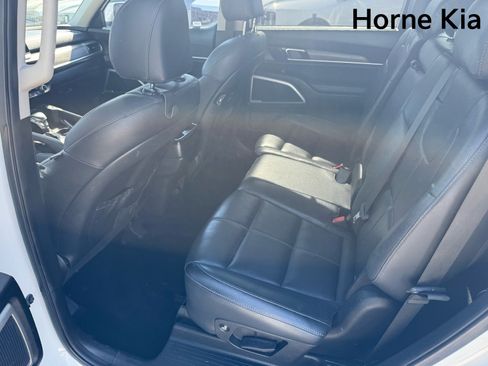 Used 2020 Kia Telluride EX FWD image 12