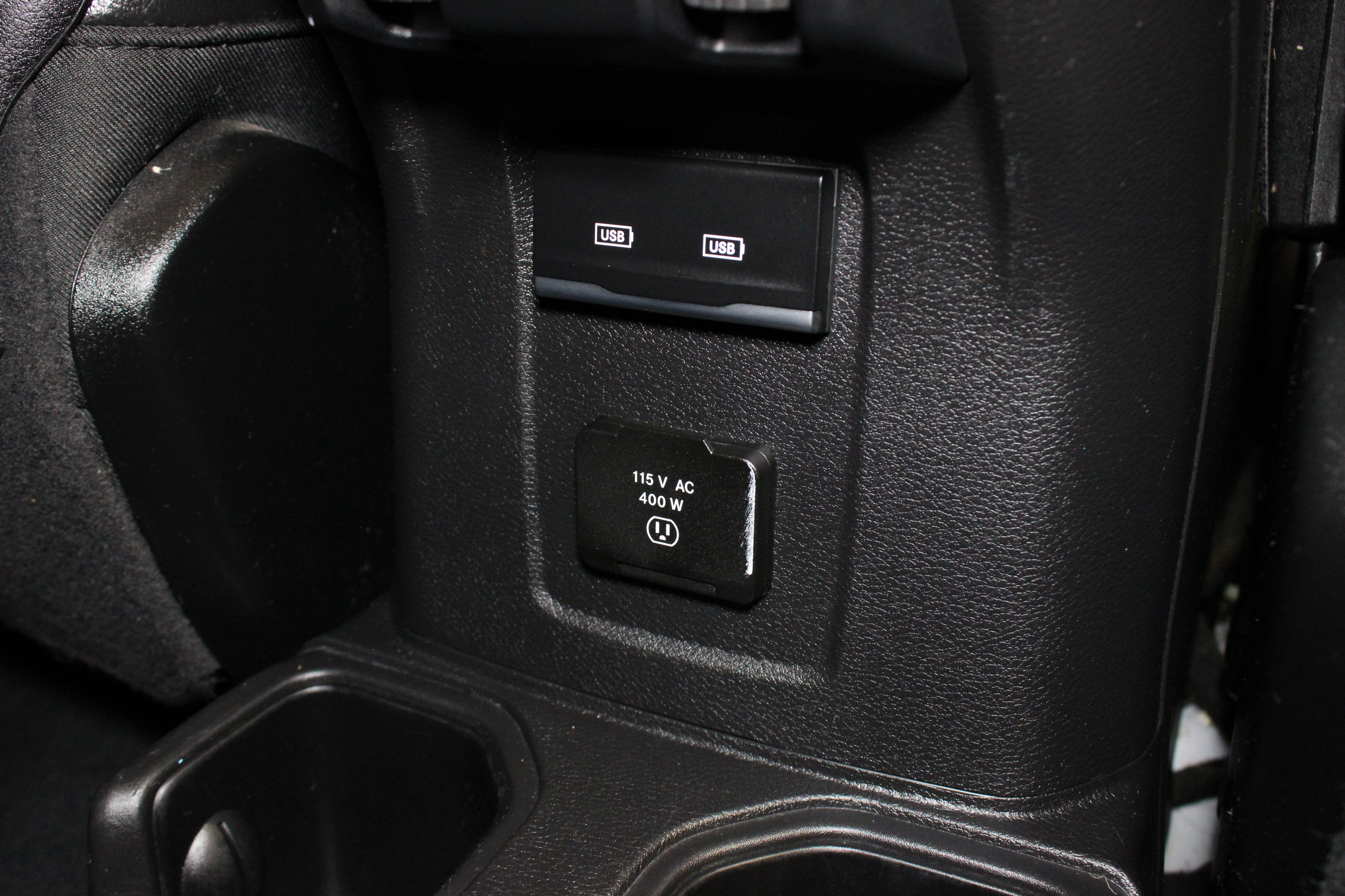 Used 2022 Jeep Gladiator Rubicon w/ LED Lighting Group AWD/4WD image 16