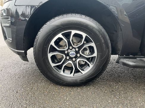 Used 2024 Ford Expedition Max XLT image 30