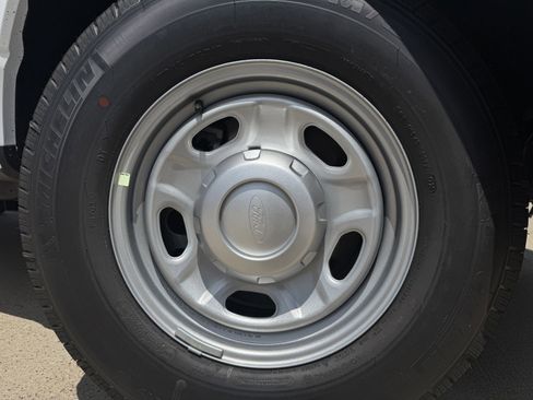 New 2026 Ford F250 XL RWD image 8