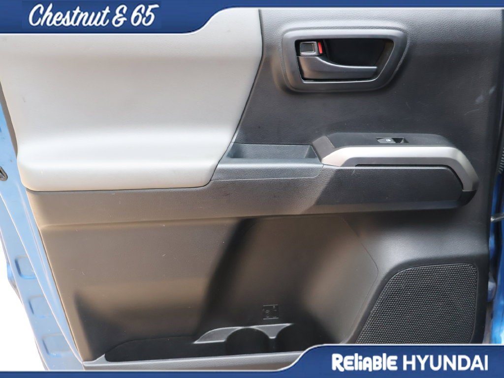 Used 2018 Toyota Tacoma SR5 RWD image 16
