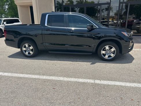 Used 2024 Honda Ridgeline RTL image 2