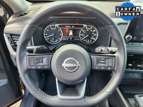 Certified 2023 Nissan Rogue SV w/ SV Premium Package image 9