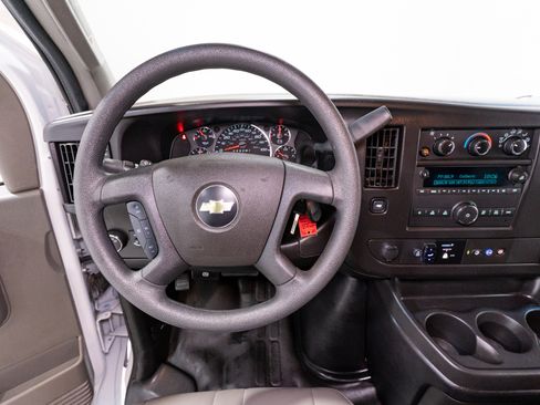 Used 2024 Chevrolet Express 2500 w/ Driver Convenience Package RWD image 15