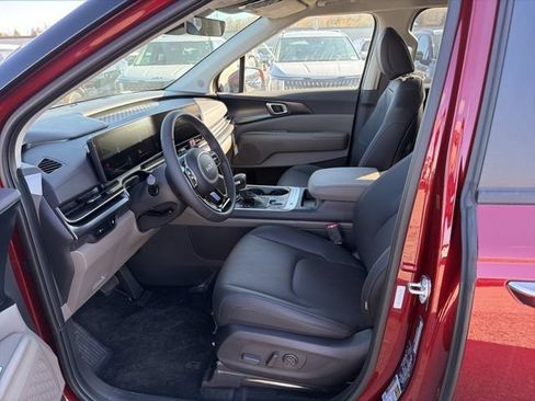 New 2026 Kia Carnival FWD image 13