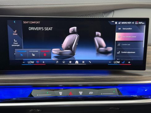 Used 2024 BMW i7 eDrive50 w/ M Sport Package image 30