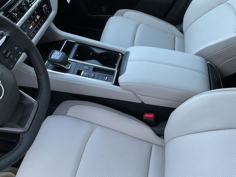 New 2026 Nissan Pathfinder SL image 43