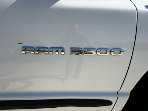 Used 2004 Dodge Ram 3500 Truck SLT w/ Trailer Tow Group image 32