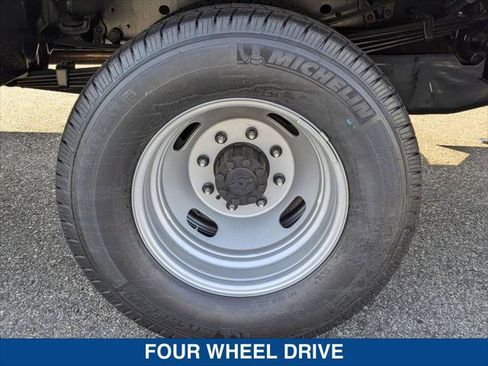 New 2024 Ford F350 XL w/ XL Chrome Package image 9