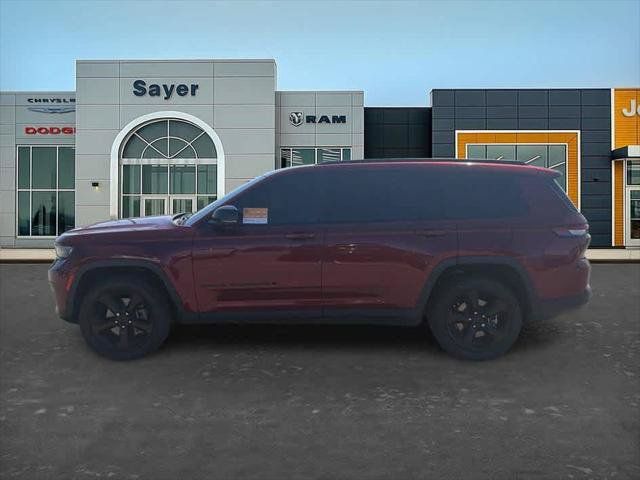 Used 2021 Jeep Grand Cherokee L Laredo AWD/4WD image 4