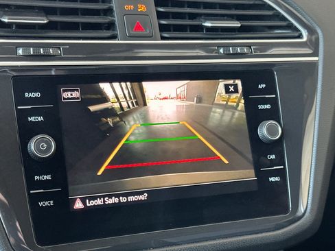 Used 2024 Volkswagen Tiguan SE image 20