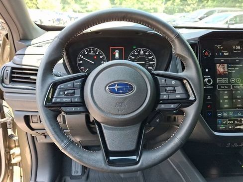 Used 2025 Subaru Forester Touring w/ Popular Package - Touring AWD/4WD image 21