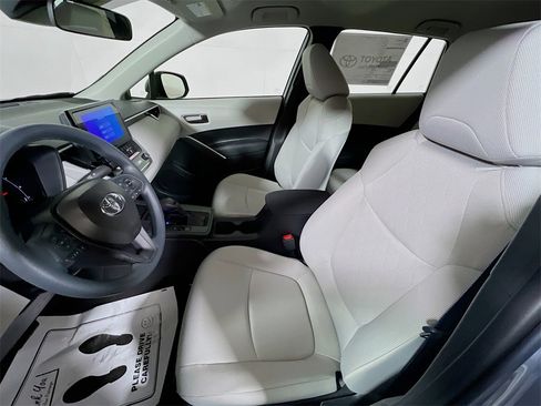 New 2026 Toyota Corolla Cross L image 17