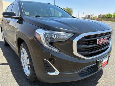 Used 2020 GMC Terrain SLE w/ Driver Convenience Package FWD image 8