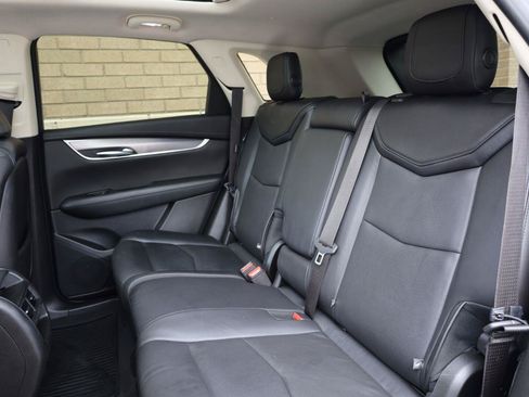 Used 2019 Cadillac XT5 Luxury FWD image 21