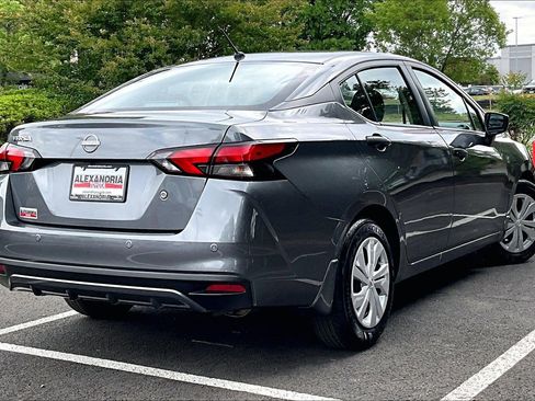 Used 2025 Nissan Versa S w/ Trunk Package FWD image 11