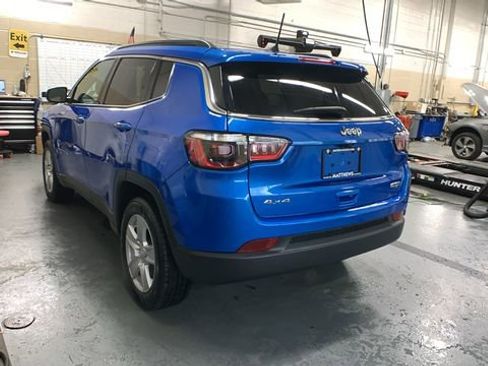 Used 2022 Jeep Compass Latitude w/ Convenience Group image 3