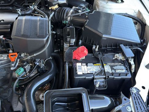 Used 2017 Honda Accord EX-L image 36