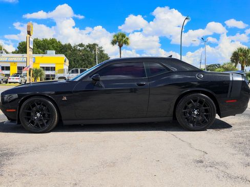 Used 2015 Dodge Challenger R/T Scat Pack w/ Scat Pack Appearance Package image 8