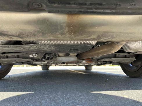 Used 2021 BMW 330e image 69