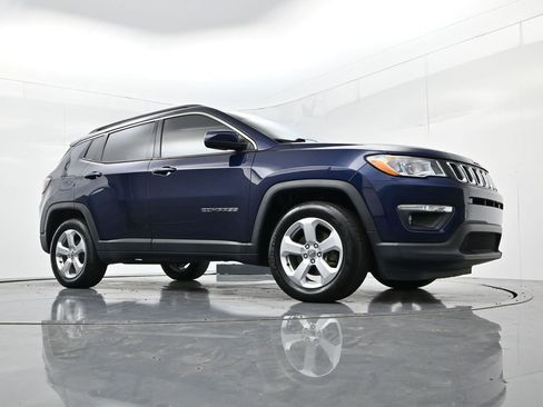 Used 2020 Jeep Compass Latitude image 40