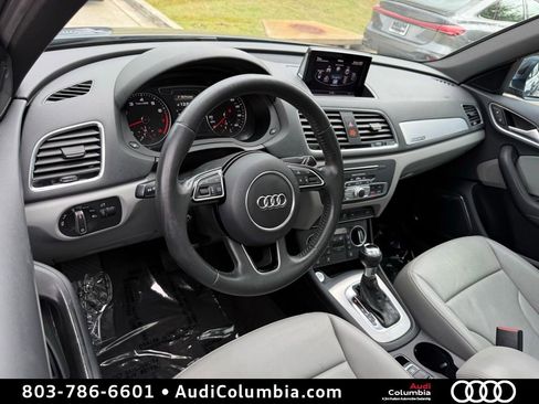 Used 2018 Audi Q3 2.0T Premium Plus w/ Premium Plus Package AWD/4WD image 3