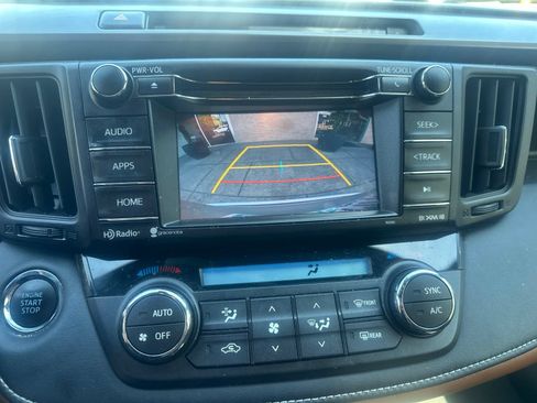 Used 2017 Toyota RAV4 SE FWD image 12