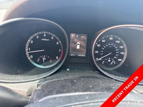 Used 2017 Hyundai Santa Fe Sport image 7
