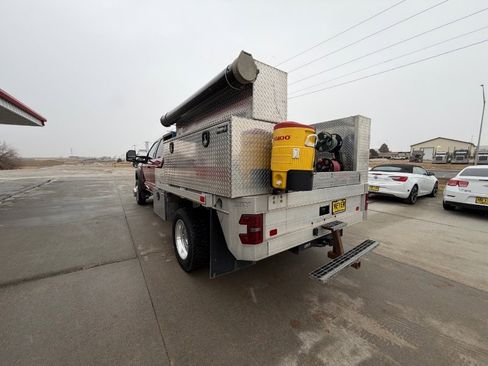 Used 2022 Ford F550 4x4 Crew Cab Super Duty w/ Lariat Value Package image 6