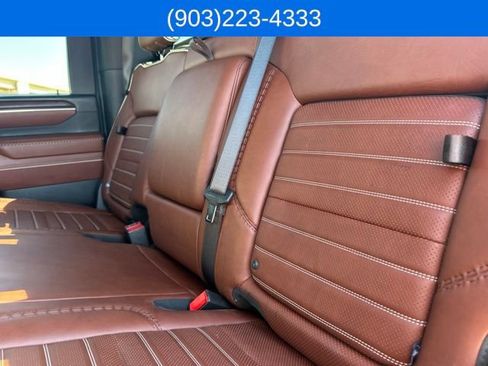Used 2024 GMC Sierra 2500 Denali Ultimate AWD/4WD image 43