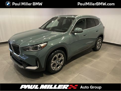 Used 2023 BMW X1 xDrive28i w/ Premium Package AWD/4WD image 1
