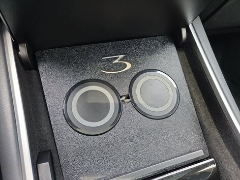 Used 2018 Tesla Model 3 image 28