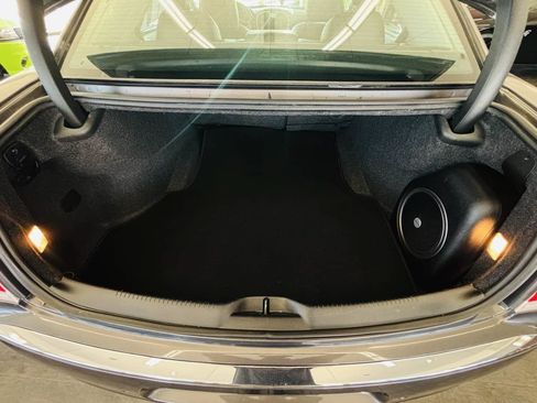 Used 2021 Chrysler 300 Touring L w/ Popular Equipment Group AWD/4WD image 10