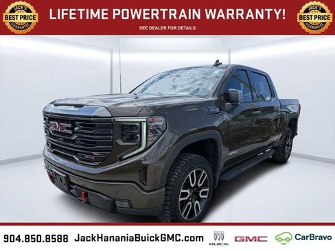 Used 2024 GMC Sierra 1500 AT4 w/ Technology Package AWD/4WD image 6