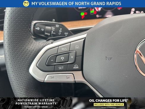 New 2026 Volkswagen Tiguan SEL R-Line image 18