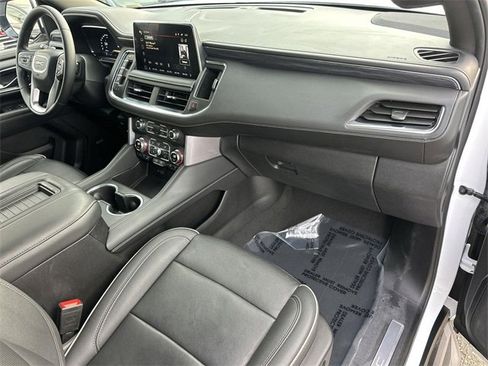Used 2024 GMC Yukon SLT image 28
