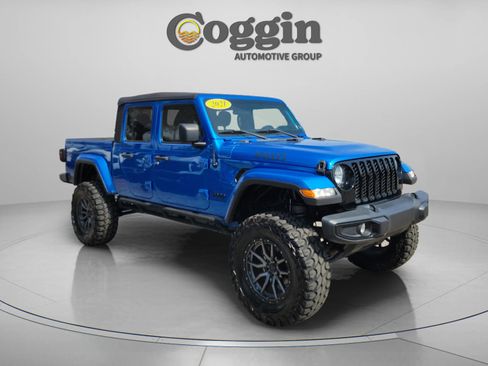 Used 2021 Jeep Gladiator Sport image 5