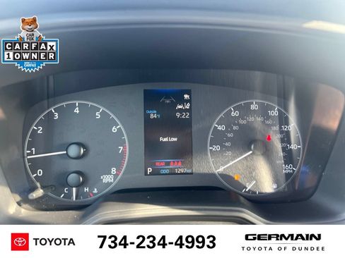 Used 2024 Toyota Corolla SE w/ SE Premium Package FWD image 24