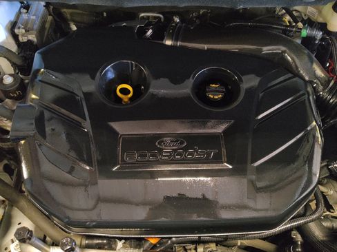 Used 2017 Ford Edge SEL w/ Equipment Group 201A image 30