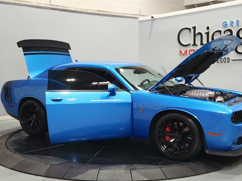 Used 2016 Dodge Challenger SRT Hellcat RWD image 14