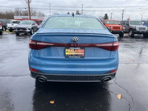 Used 2025 Volkswagen Jetta GLI Autobahn image 5