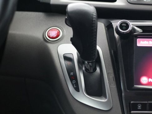 Used 2016 Honda Odyssey Touring image 32
